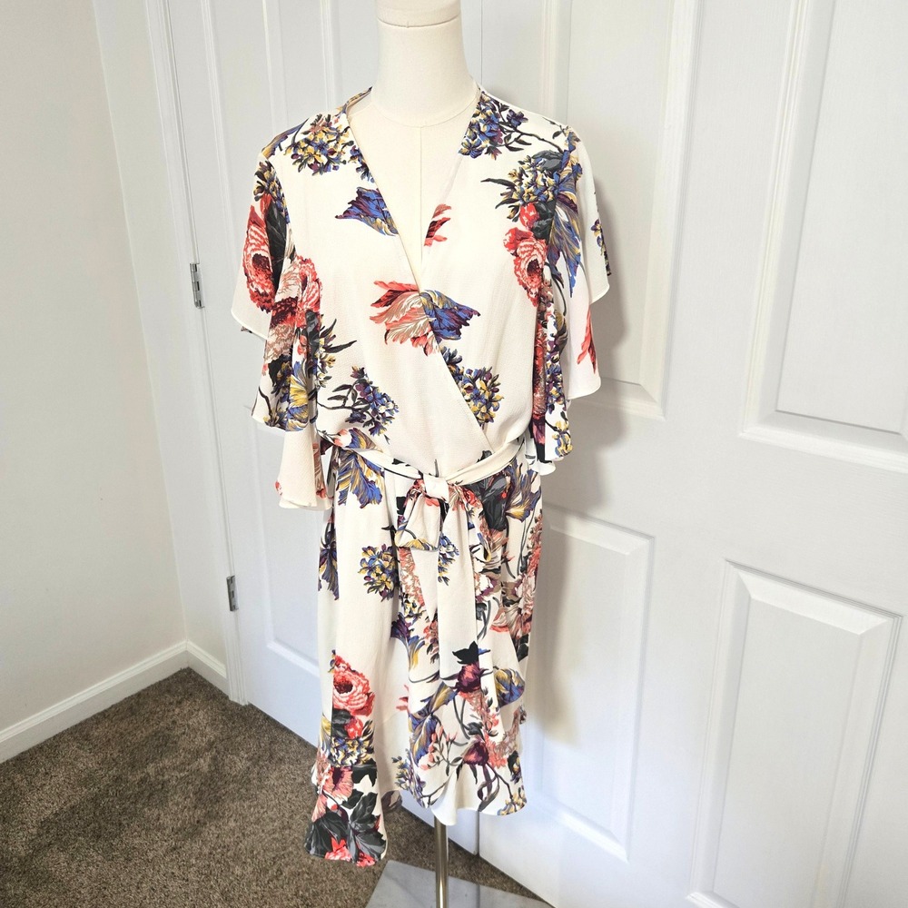 UMGEE Floral Wrap Dress Womens 1XL Cream Multicolor Ruffle High Low Short Sleeve